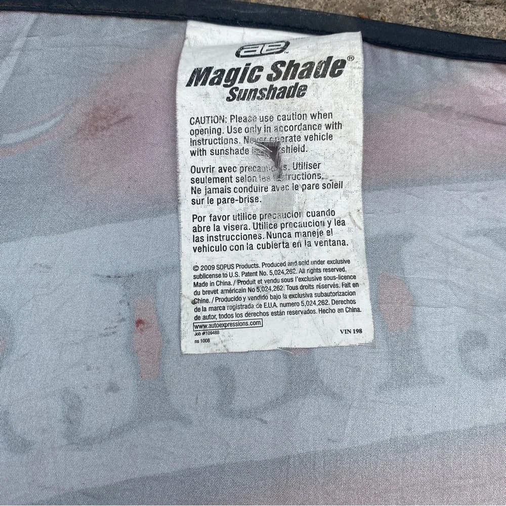 Accessories, Car Shade Love Kills Slowly Y2K - Picture 7 of 8
